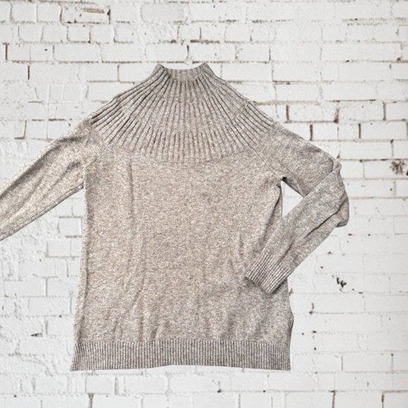 By Anthropologie Welford Tan Mock Neck Pullover Sweater Size Small - Picture 16 of 16